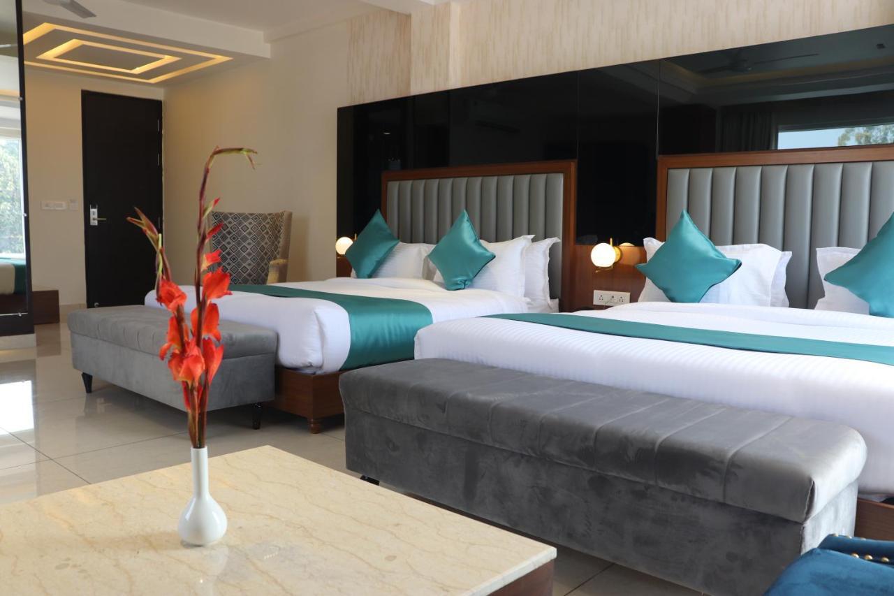 Hotel Green One Earth Rishīkesh Buitenkant foto